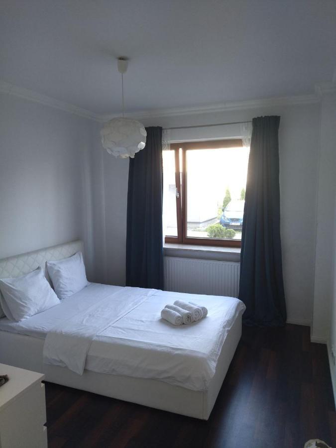 House4You Apartament Sakura Airport Chopin Warsaw Exterior photo